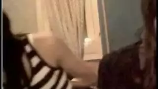 ربات البيوت الحقيقيات شاذه إغواء الزوجات السحاقيات