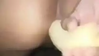 ادخال موز في الشرج