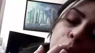 شباب مثيرون يمارسون الجنس بقوة مع بعض