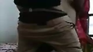 فتاة عربية جامحة تحصل على فعل إكس إكس إكس قاسي في أنبوب إباحي مجاني