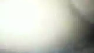 الجدة الشرهة تدلك فرجها بجانب الموقد